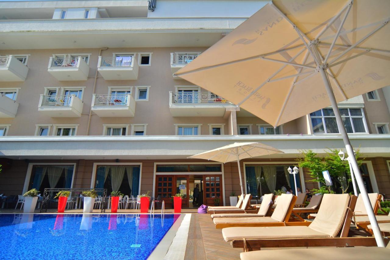 Sandy Beach Resort Golem  Esterno foto