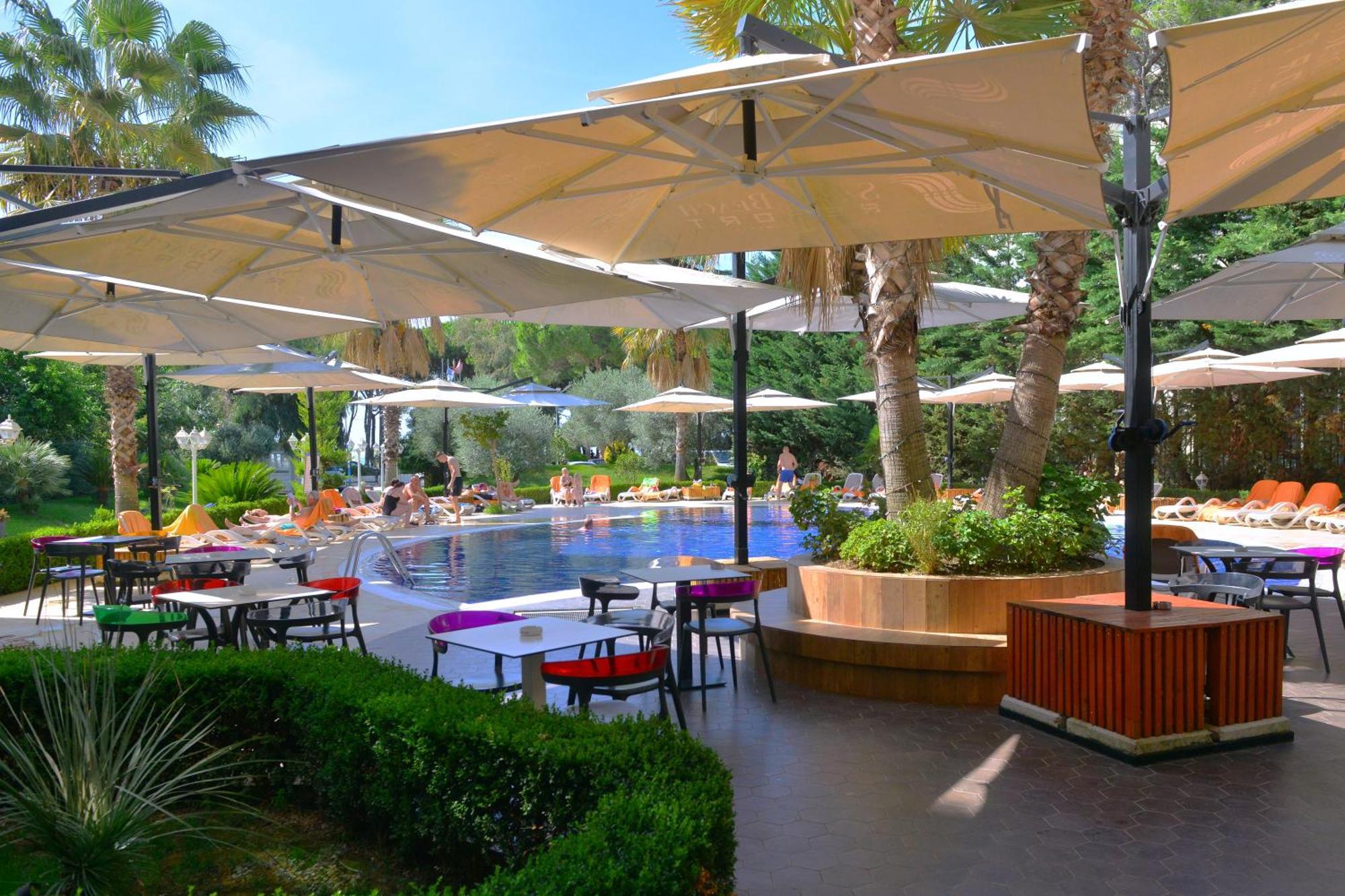 Sandy Beach Resort Golem  Esterno foto