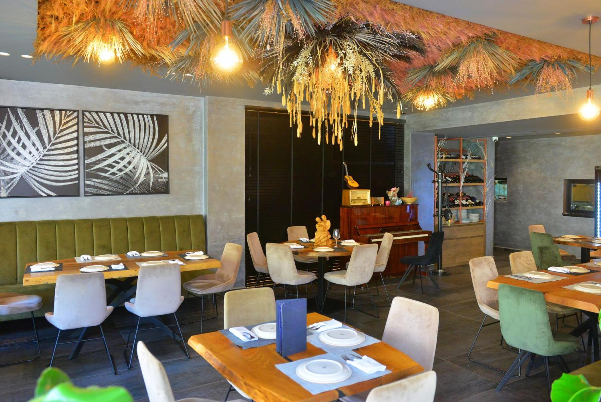 Sandy Beach Resort Golem  Esterno foto