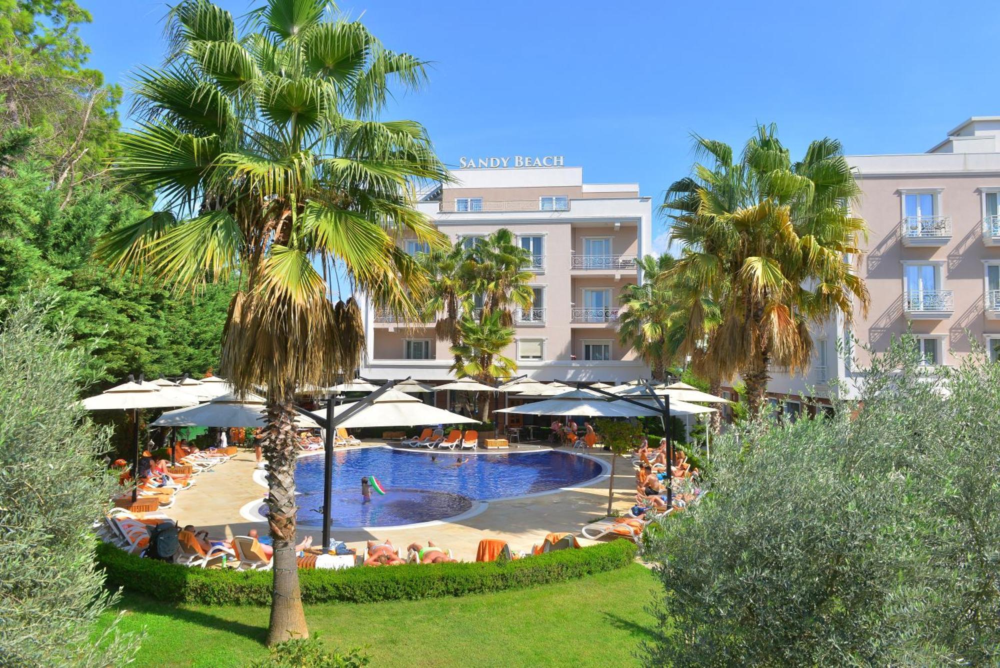 Sandy Beach Resort Golem  Esterno foto