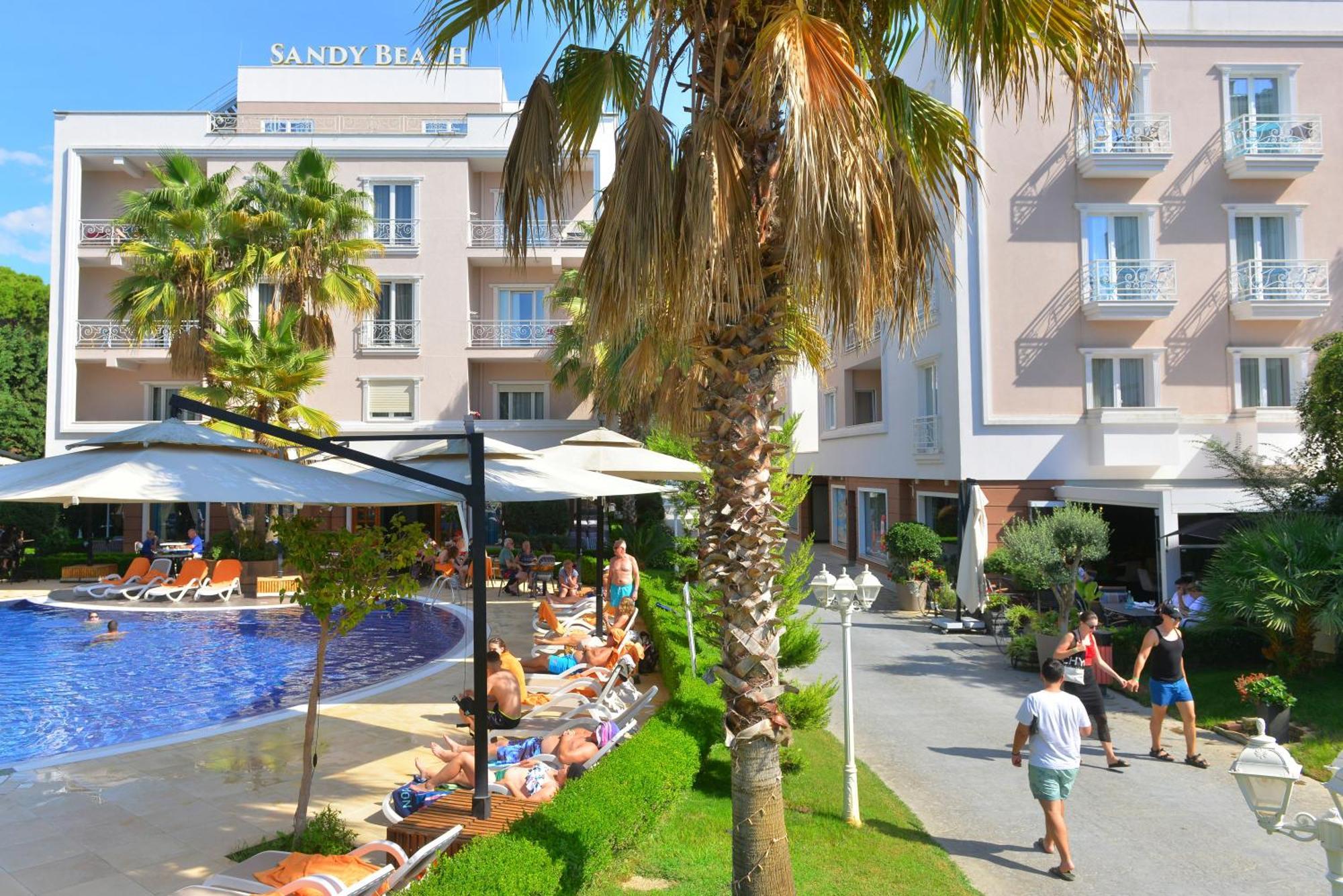 Sandy Beach Resort Golem  Esterno foto